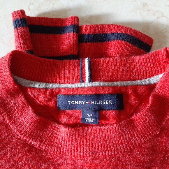 Tommy Hilfiger Red Sweater Small Men's Crewneck - Picture 5 of 7